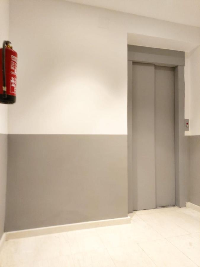 Apartamento Nuevo Y Reformado Al Lado De La Gran Via Madrilena Buitenkant foto