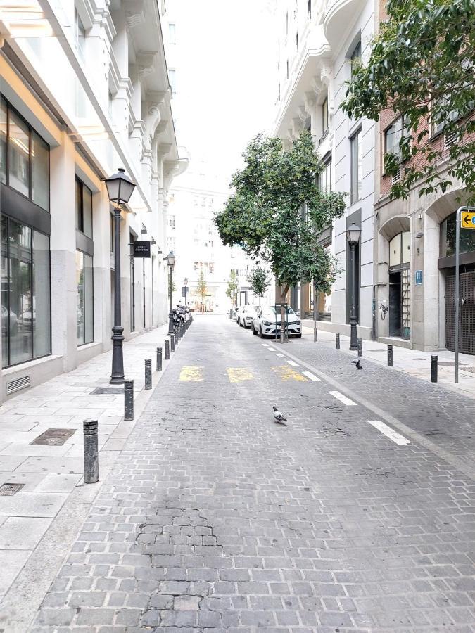 Apartamento Nuevo Y Reformado Al Lado De La Gran Via Madrilena Buitenkant foto