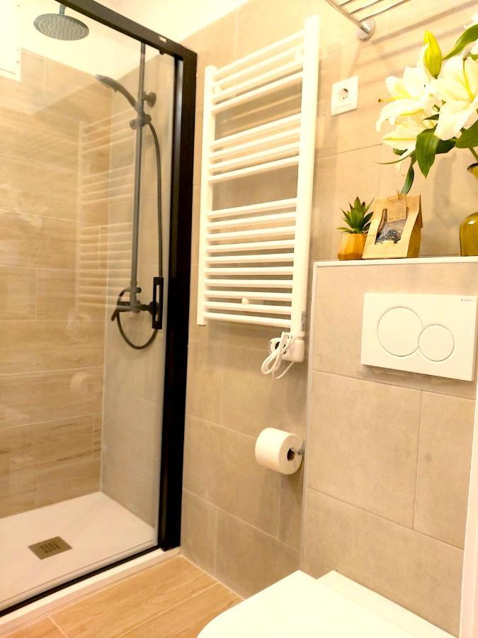 Apartamento Nuevo Y Reformado Al Lado De La Gran Via Madrilena Buitenkant foto